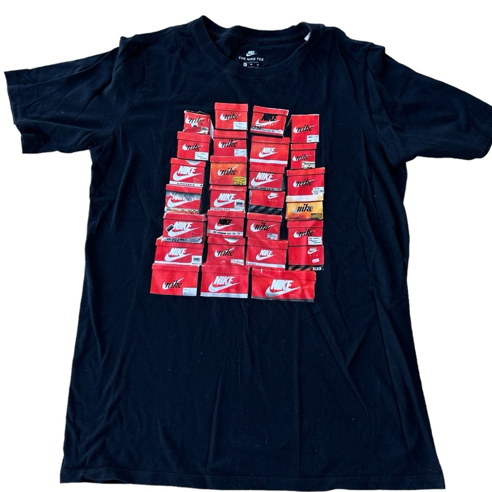 NIKE TEE YOUTH XL BOYS